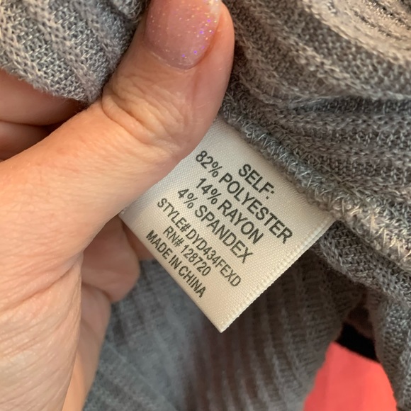 Alya for Francesca’s Collections Sweater Dress - Picture 6 of 6